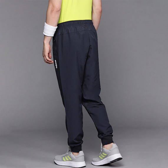 https://www.shop-ally.in/products/men-navy-blue-stanford-solid-joggers