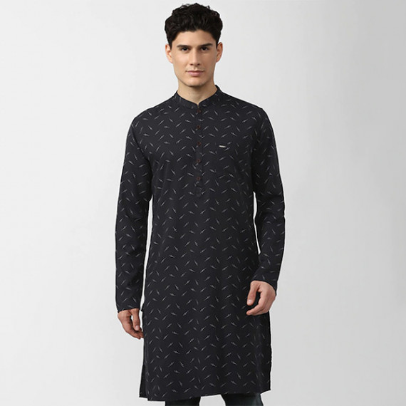 https://www.shop-ally.in/products/men-black-geometric-printed-kurta-1