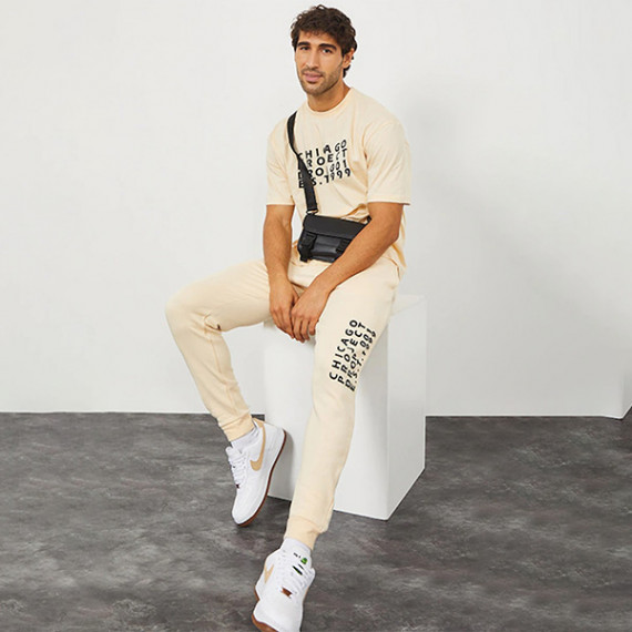 https://www.shop-ally.in/products/men-cream-colored-solid-slim-fit-cotton-joggers