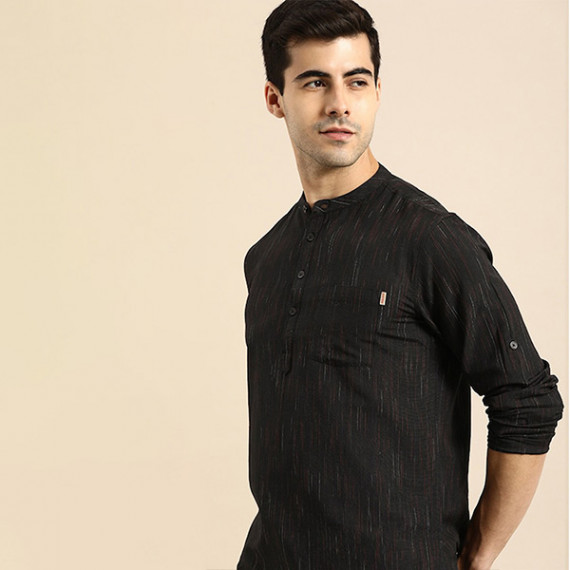 https://www.shop-ally.in/products/men-black-woven-design-kurta