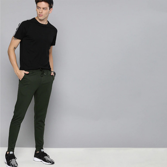 https://www.shop-ally.in/products/men-olive-green-straight-fit-solid-track-pants