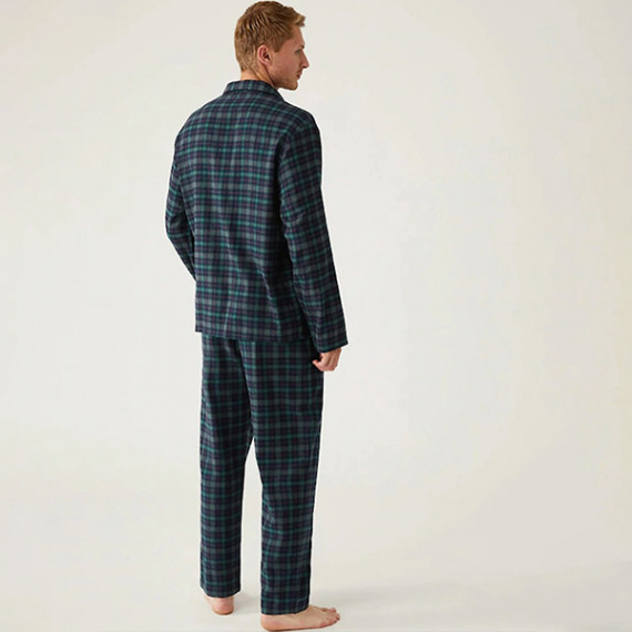 https://www.shop-ally.in/products/men-green-blue-checked-night-suit