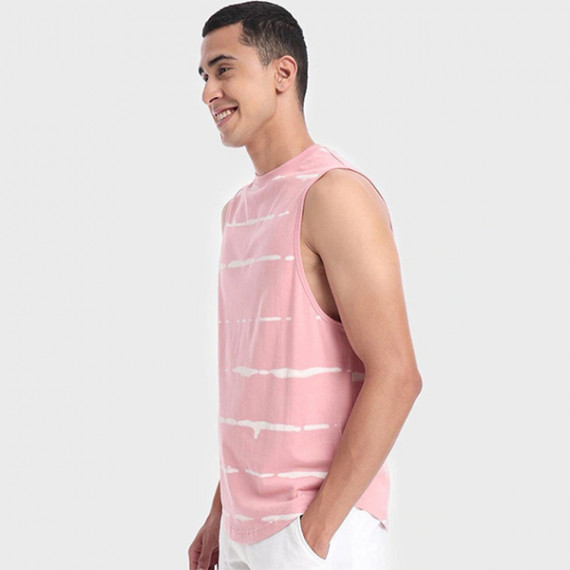 https://www.shop-ally.in/products/men-pink-tie-dye-oversized-vest