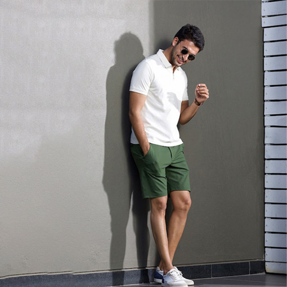 https://www.shop-ally.in/products/men-green-4way-stretch-chino-shorts