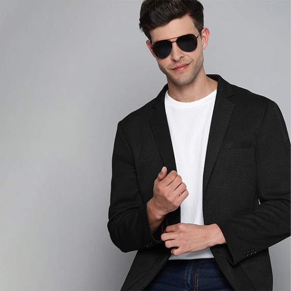 https://www.shop-ally.in/products/men-black-textured-regular-fit-single-breasted-blazer