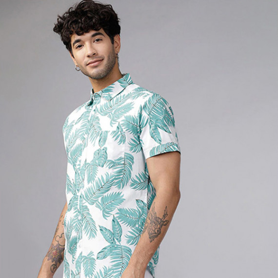 https://www.shop-ally.in/products/men-green-white-slim-fit-printed-casual-shirt