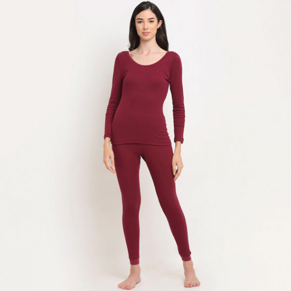 https://www.shop-ally.in/products/women-maroon-striped-thermal-top